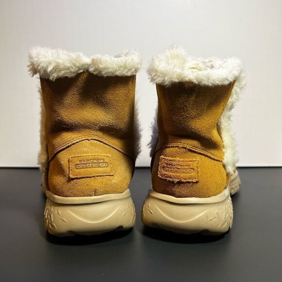 Womens SKECHERS On The Go Joy Bundle Up Tan Fur Lined Ankle Boots / Size 9 - Picture 5 of 9